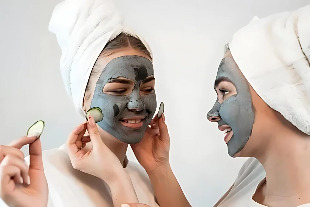 The Comprehensive Guide to Clay Masks: Uses, Benefits, and Safety