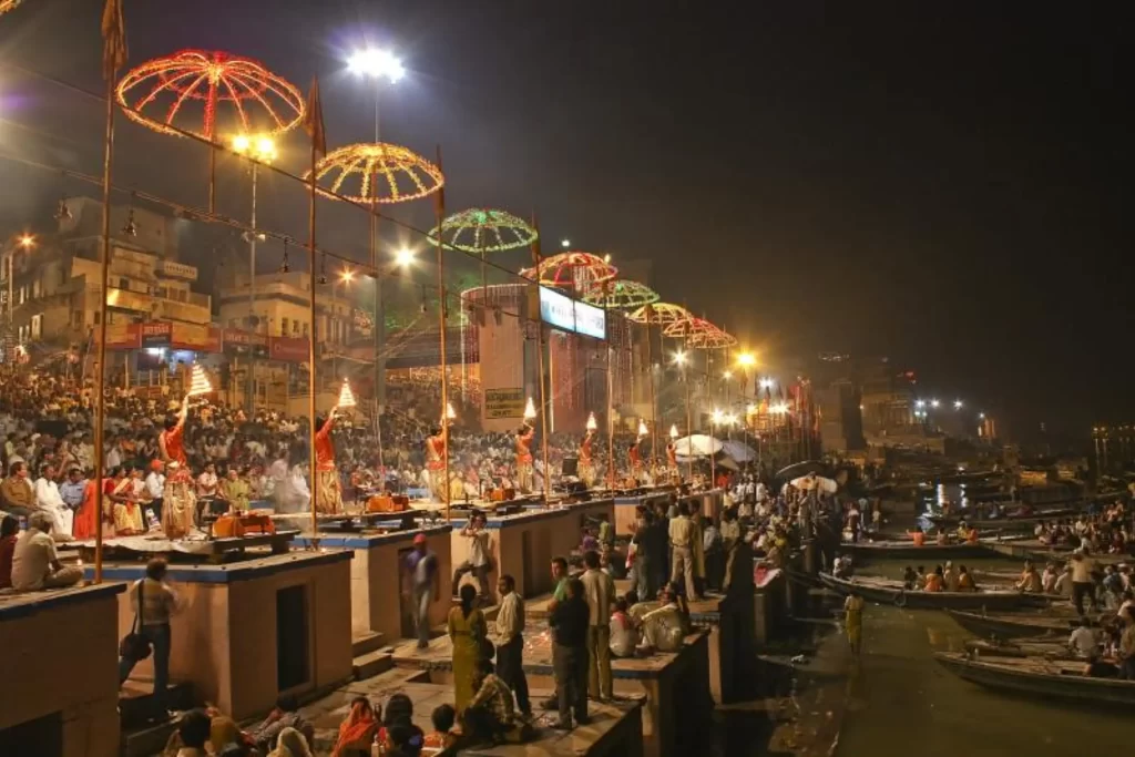 Ganges River and Ganga Aarti at Dasashwamedh Ghat 